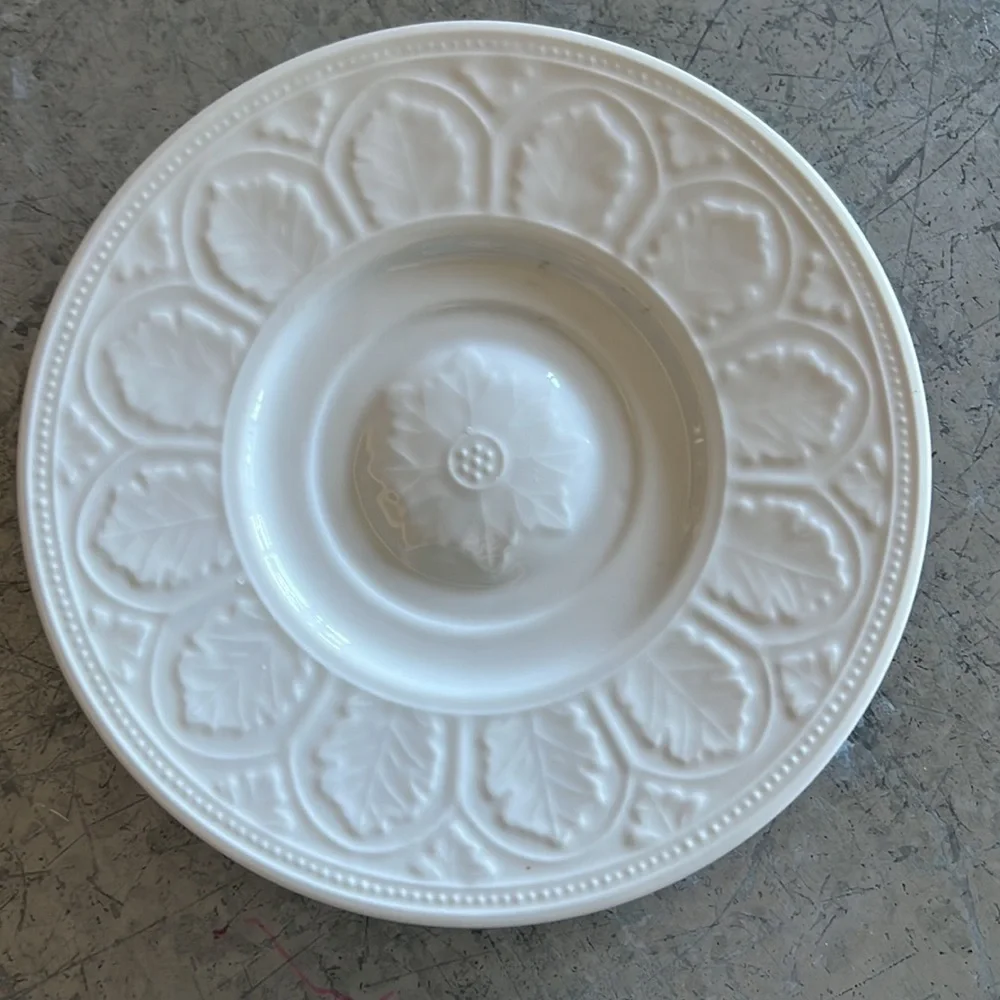 COPY - Coventry Parthenon plat, cup and saucer set